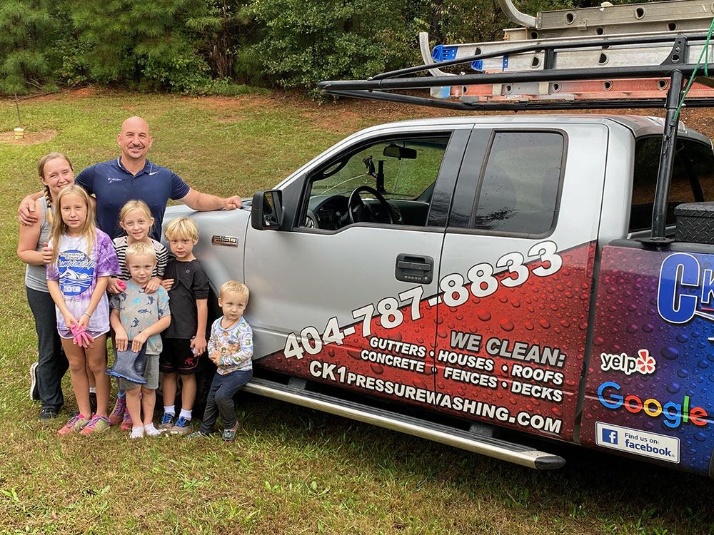 klicko-family-ck1-pressure-washing-truck-1000px klicko-family-ck1-pressure-washing-truck-1000px